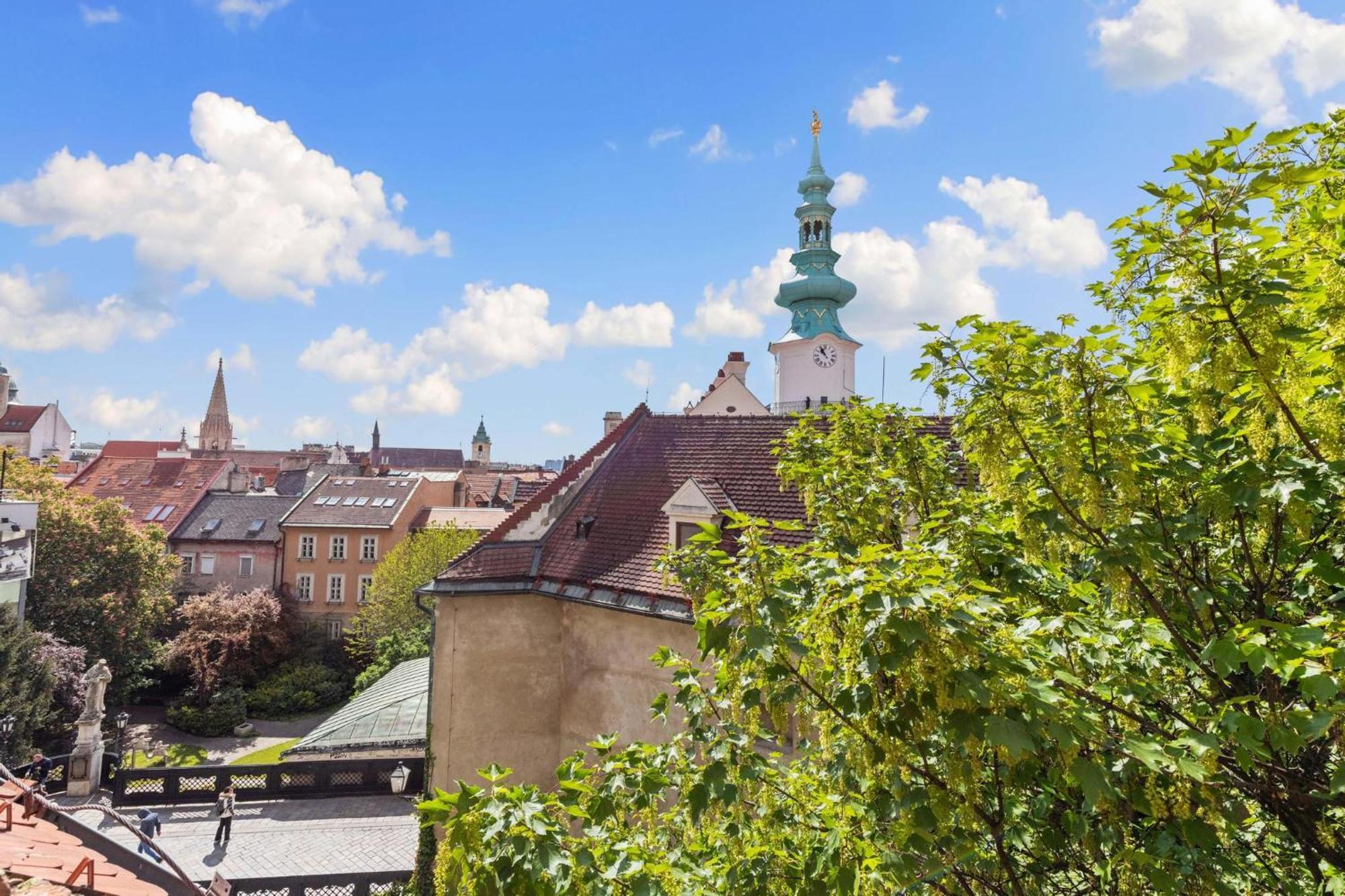 Apple Apartment Bratislava Luaran gambar